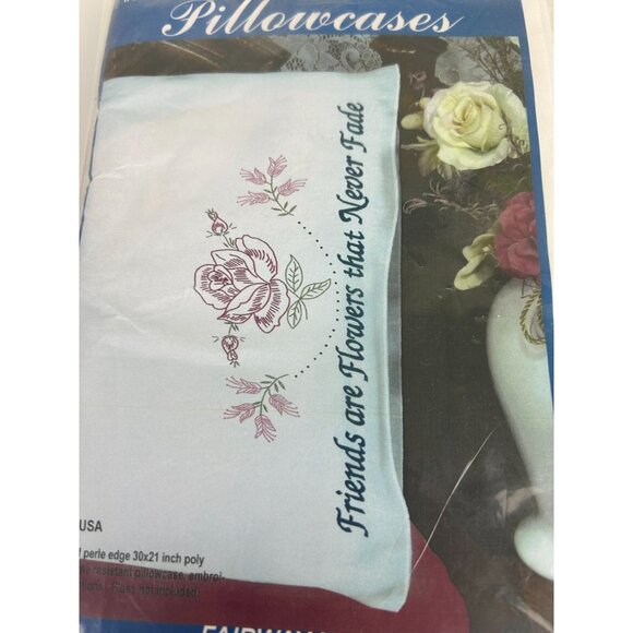 NEW Fairway Needlecraft Co #83095 Friends Embroidery Pillowcases Flowers 30x21 - Picture 5 of 11